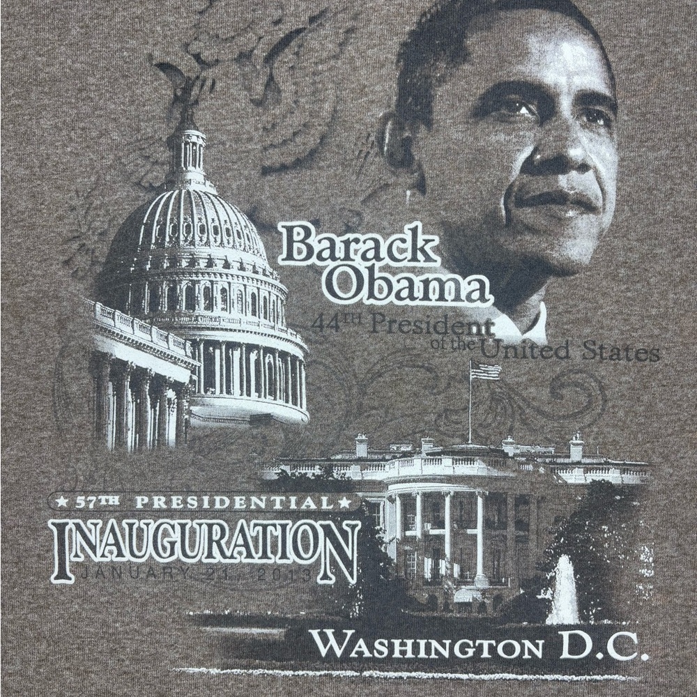 Barack Obama 57th Inauguration T-Shirt (2013)

Size XL
